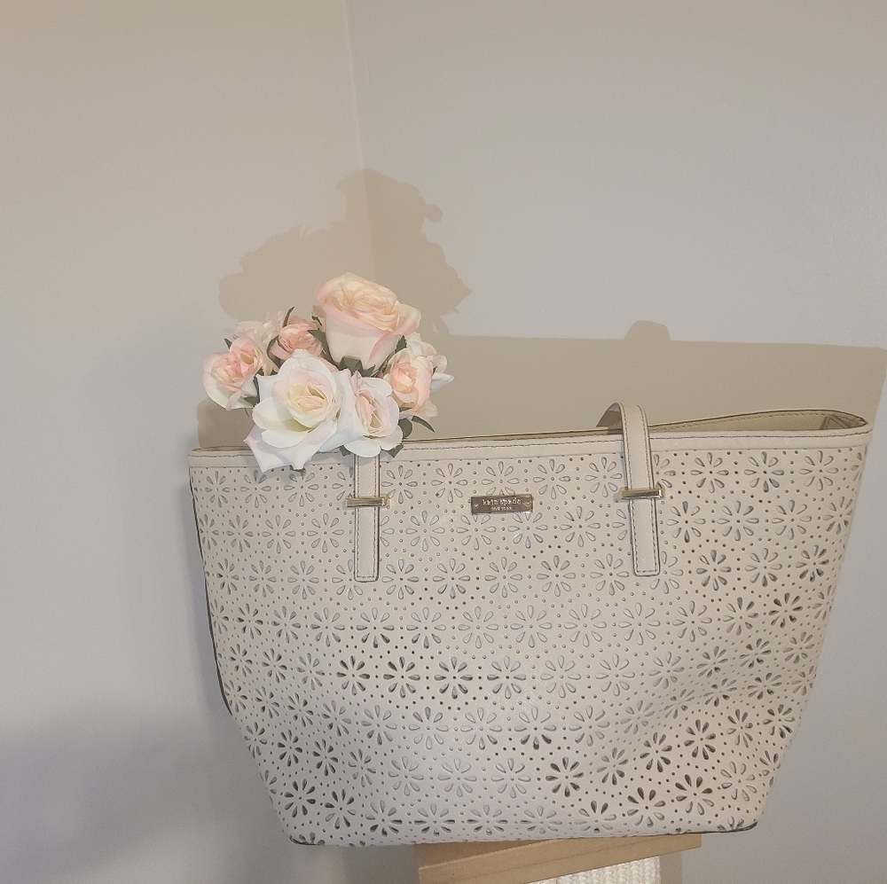 EUC Kate Spade Cedar Street Harmony